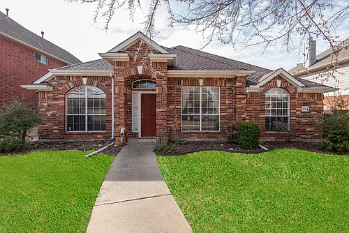 2424 Cimmaron Dr Photo 1