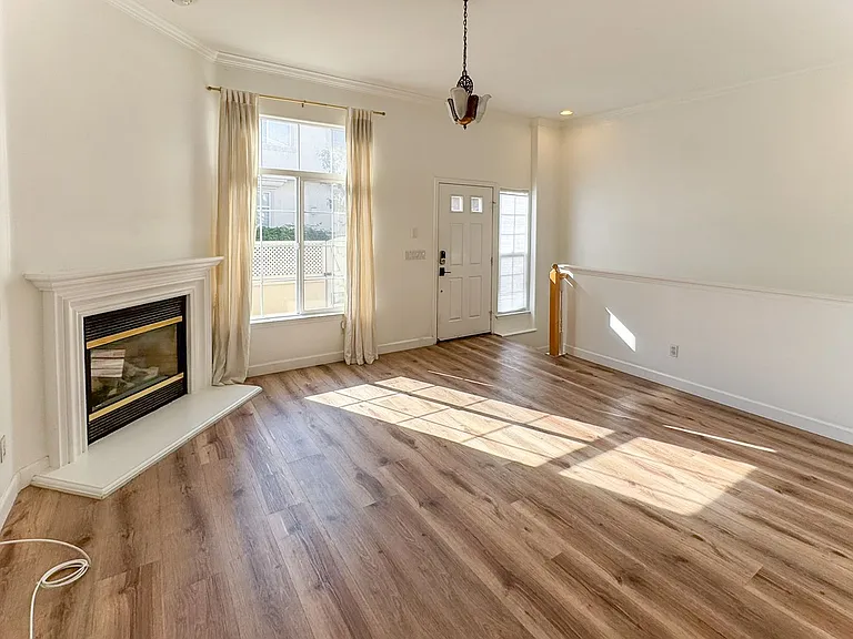 5720 S Glennie Ln #B — Photo 2