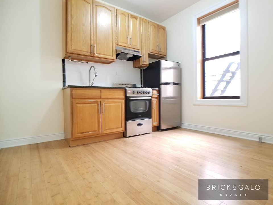 1st image of 290 Empire Blvd APT 2M