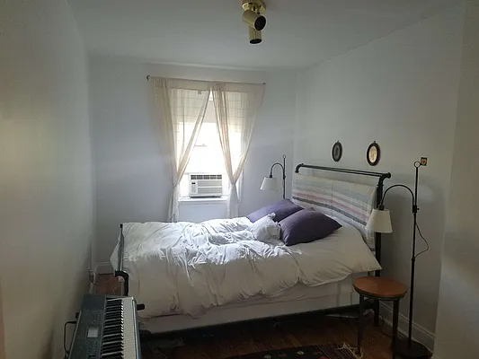 Rented by Chris Stewart, LREB | media 18