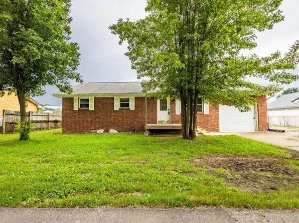 808 Daniels Dr, Worthington, KY 41183
