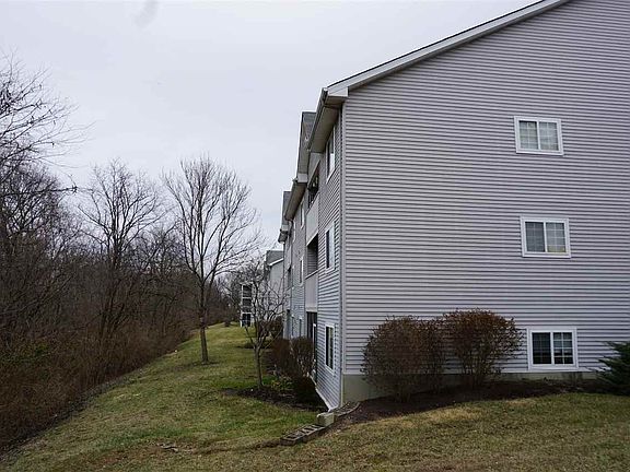 2nd image of 195 Cave Run Dr APT 10