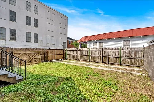 1802 Franklin Ave Photo 1