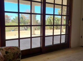 17118 Bobs Gap Rd, Valyermo, CA 93563