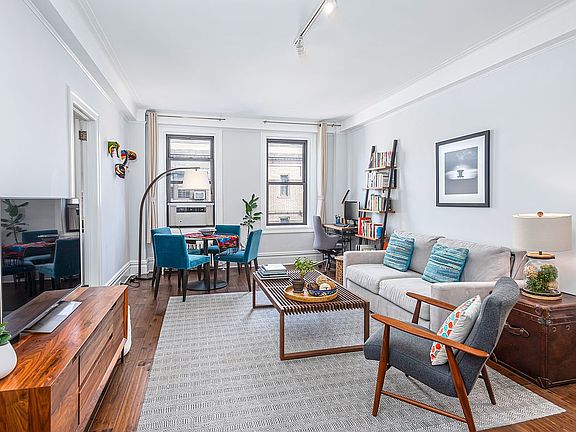 3rd image of 878 W End Ave APT 15C