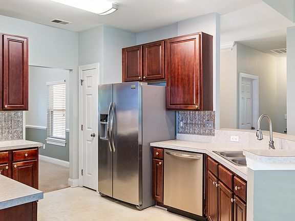 5th image of 4925 Franconia Dr