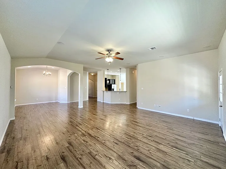 3383 Vineyard Trl — Photo 7