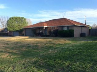 208 Lone Star St, Joshua, TX 76058