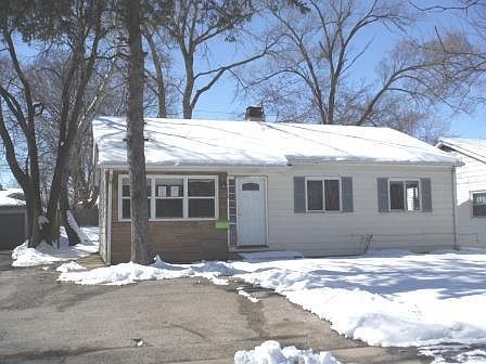 1st image of 110 S Lake St
