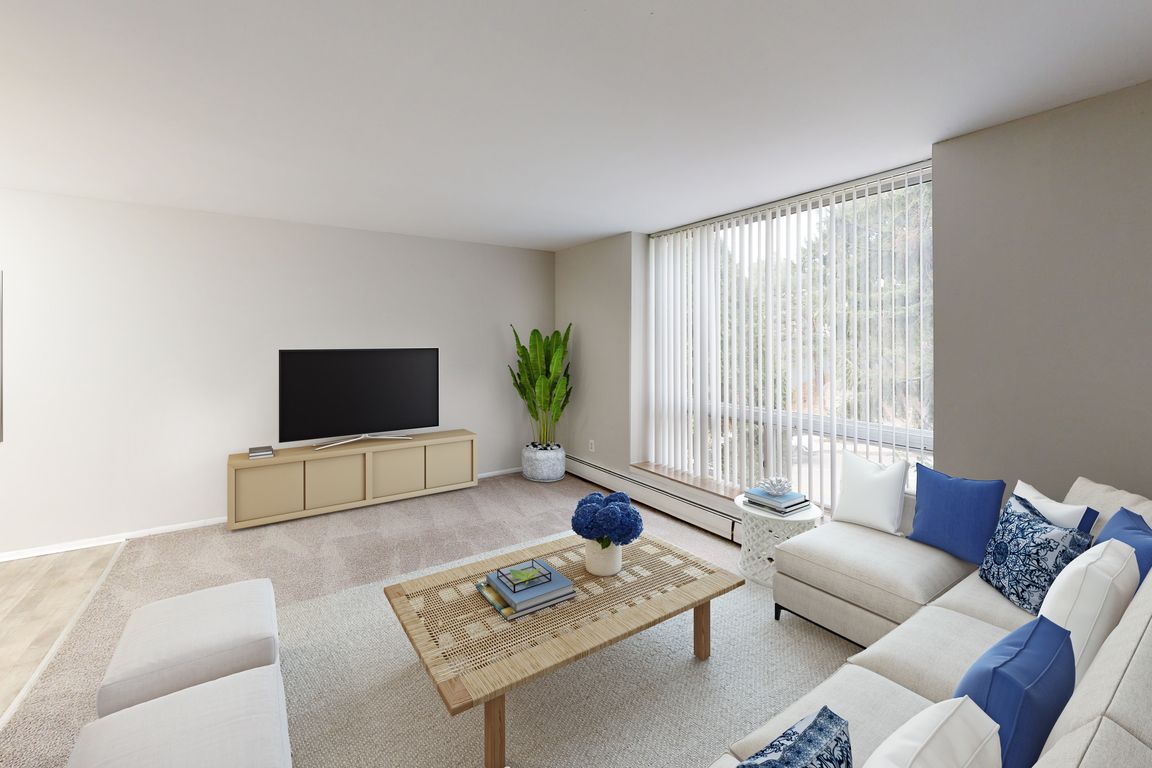 2 Bedroom Updated Apartment
