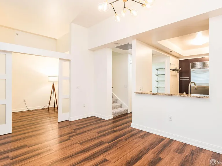 489 Harrison St #301 — Photo 8