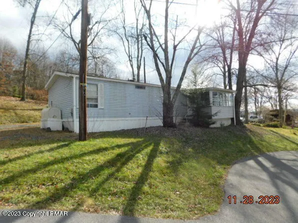 218 R Own Lake Trailer Ct, Stroudsburg, PA 18360