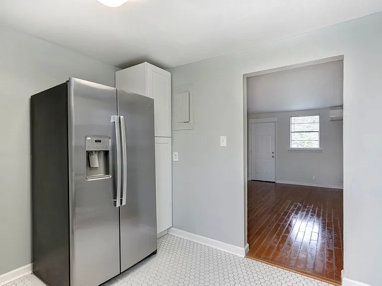 737 E Gwinnett St #D — Photo 17