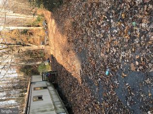 28475 Lockes Hill Rd, Mechanicsville, MD 20659