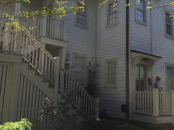 382A Race St, Charleston, SC 29403