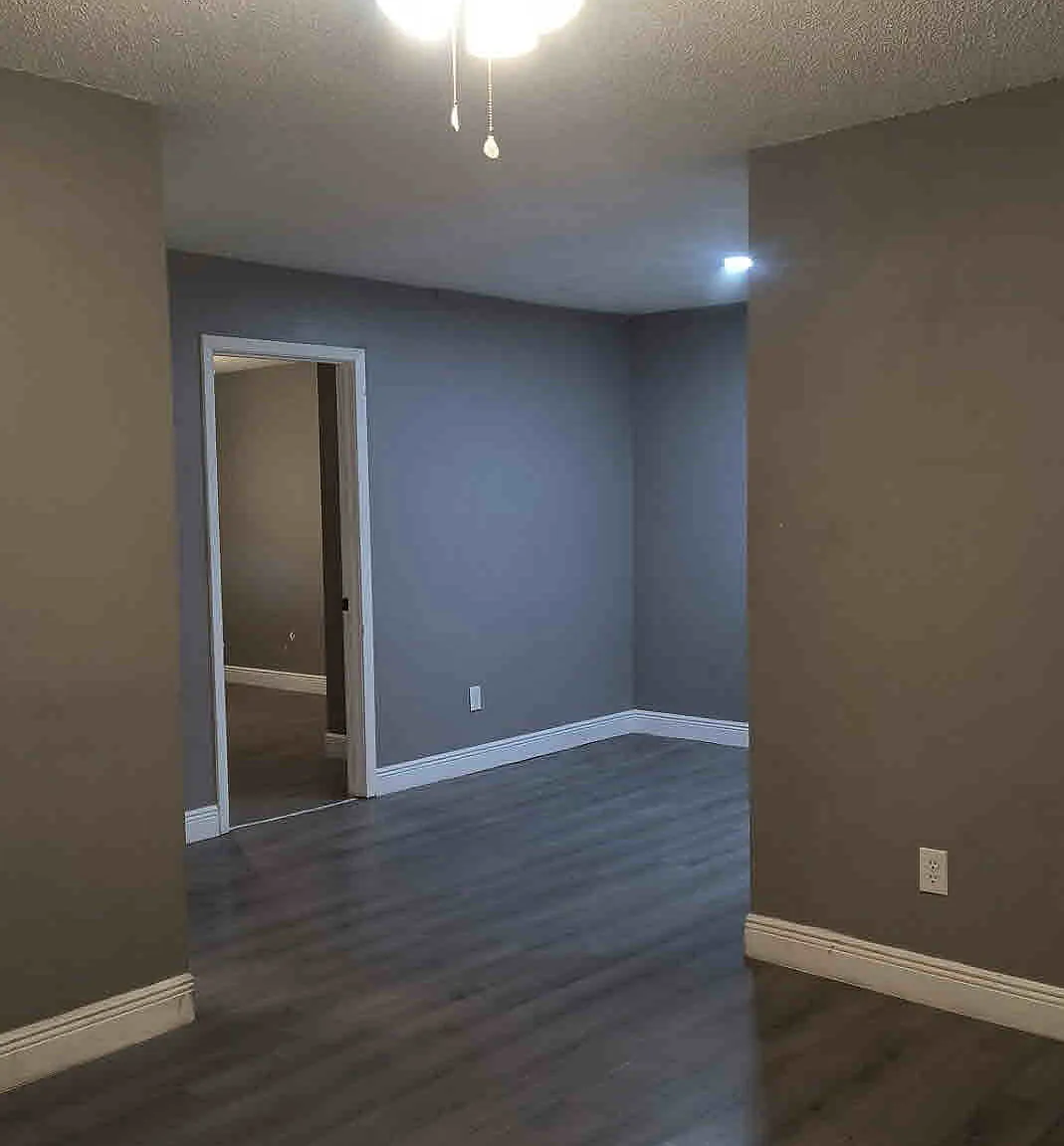 301 West 11th Avenue - 5 — Photo 2