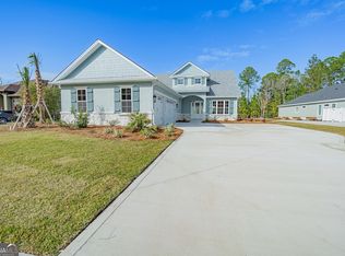 212 Fiddlers Cove Dr, Kingsland, GA 31548