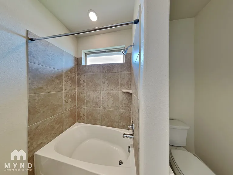 4725 Tanglewood Dr — Photo 19