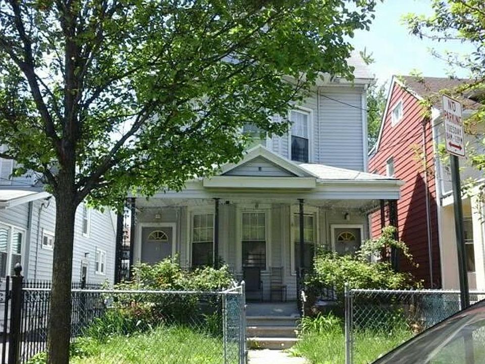 1st image of 439 Vn Cor Pk Ave