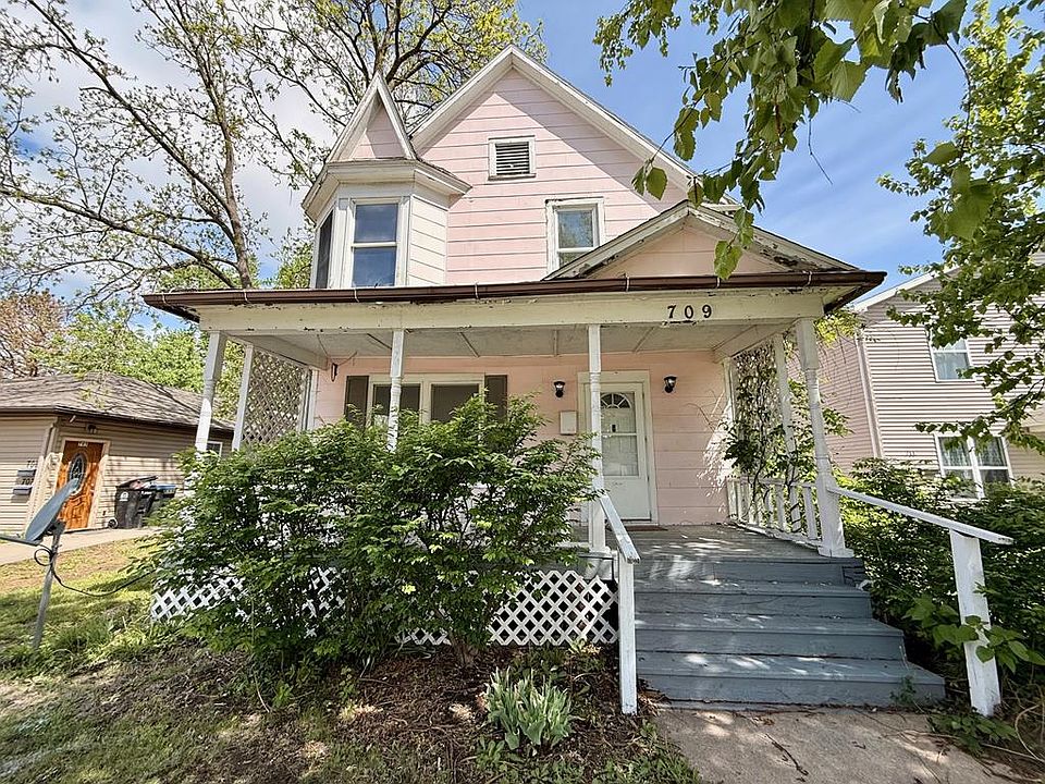 1st image of 709 E Randolph St