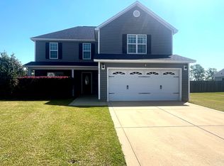 229 Chamberlin Blvd, Raeford, NC 28376