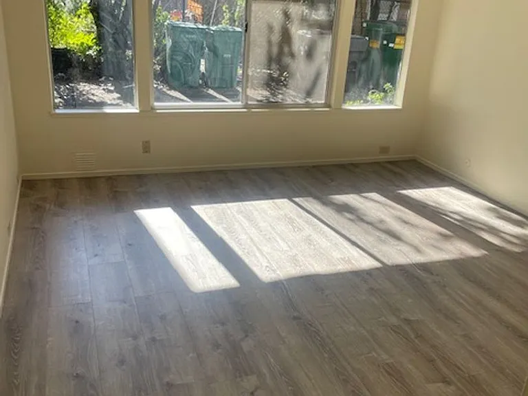 356 Jayne Ave — Photo 7