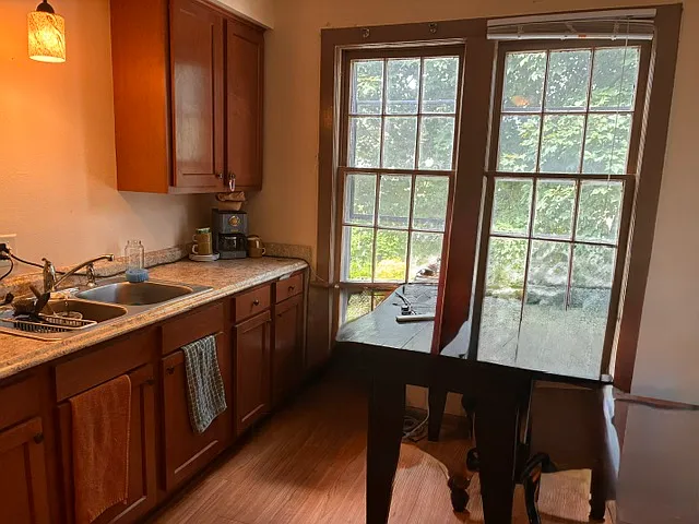 1904 E Bradford Ave #3 — Photo 6