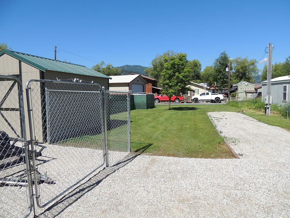 1st image of 33505 Park Dr