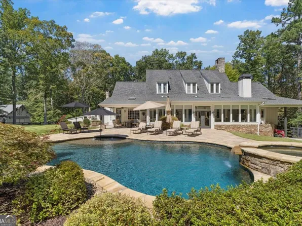 110 Manor Ridge Dr, Woodstock, GA 30188