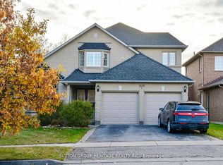 2330 Southcott Rd, Pickering, ON L1X2S9