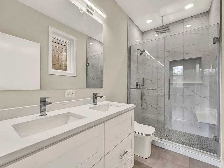 4611 S Saint Lawrence Ave #2 — Photo 15