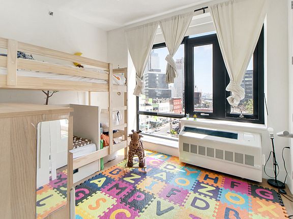 5th image of 4734 11th St APT 603