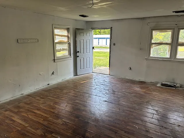 2949 Fox Bridge Rd — Photo 2