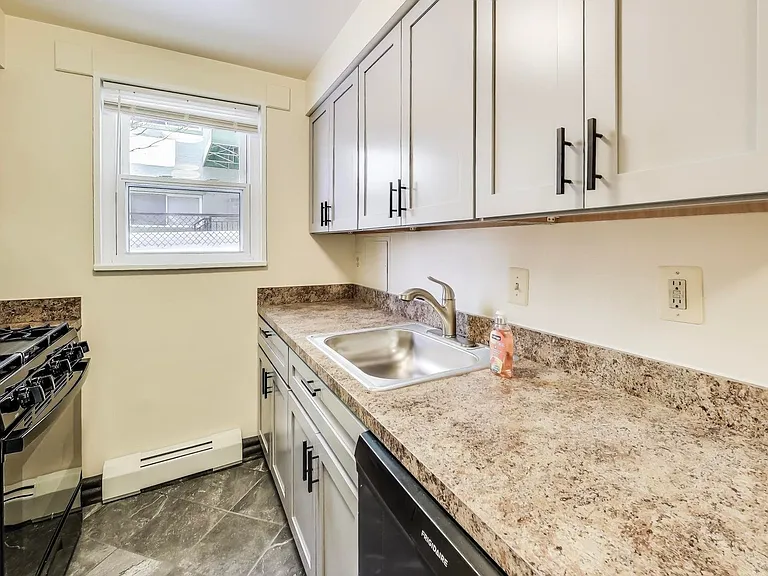 7523 Maple Ave #2 — Photo 5