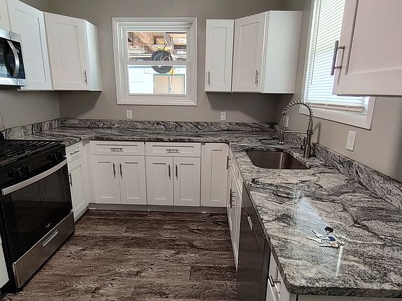 3rd image of 133-135 Boroview Ave