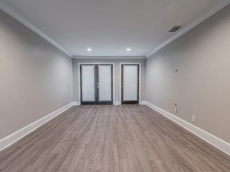 7770 Meadow Rd #202 — Photo 4