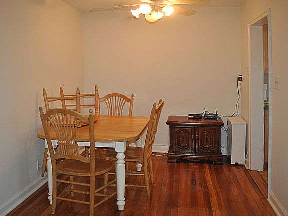 4th image of 172-10 35th Ave APT C2