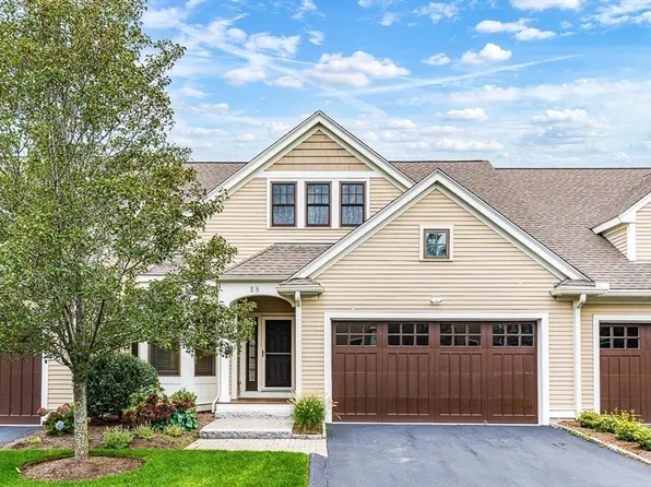 58 Graystone Cir #58, Winchester, MA 01890