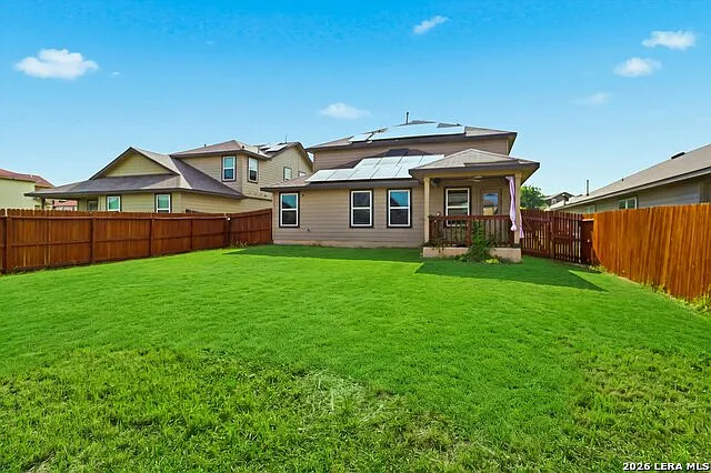 8106 Chestnut Blue Dr — Photo 32