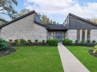 6114 Hummingbird St, Houston, TX 77096