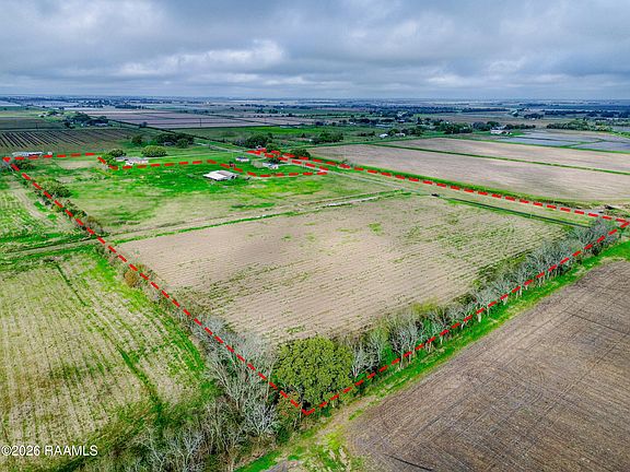 3rd image of W Liberty Farm Rd