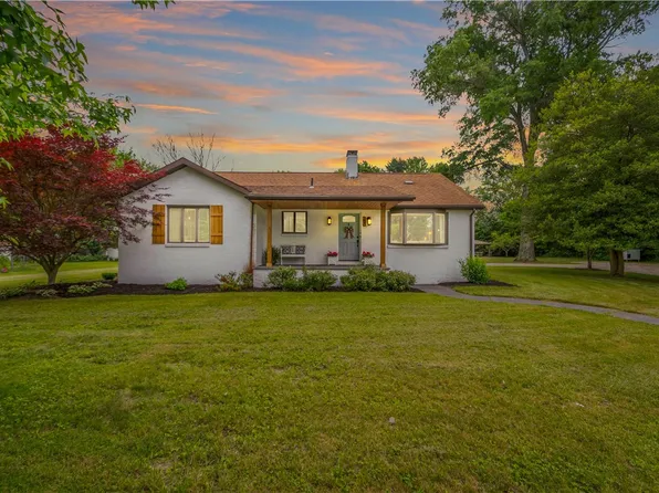 250 W McMurray Rd, McMurray, PA 15317