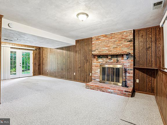 4th image of 543 Bay Green Dr