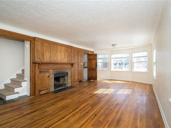 2nd image of 2391 S Belvoir Blvd