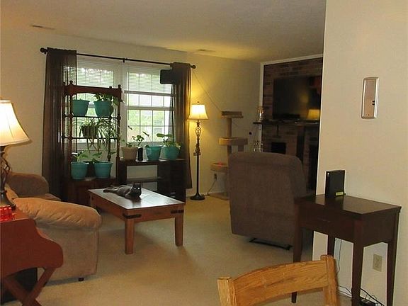 4th image of 2800 Pease Dr APT 215
