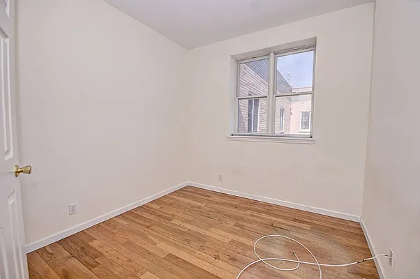 Rented by Level Group | media 14