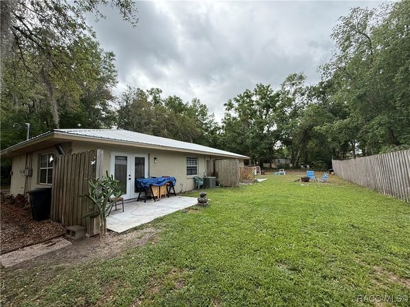 6464 W Arter St, Crystal River, FL 34429