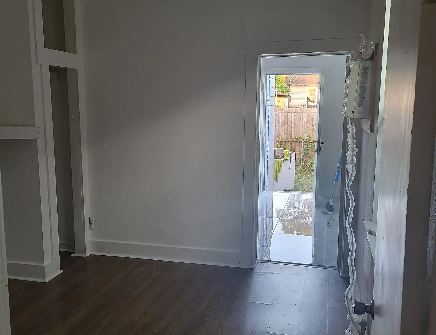 2 bed, 1058 sqft, $1,200 — Photo 4