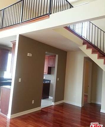 3rd image of 625 S Berendo St #601