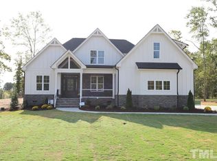 15 Addyson Ln, Youngsville, NC 27596